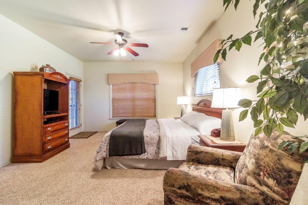 Pools Sleeps 10 Close To 76 Silver Dollar City 0502 브랜슨 외부 사진