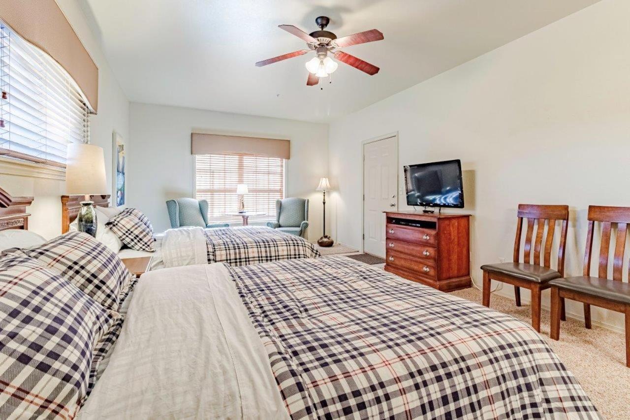 Pools Sleeps 10 Close To 76 Silver Dollar City 0502 브랜슨 외부 사진